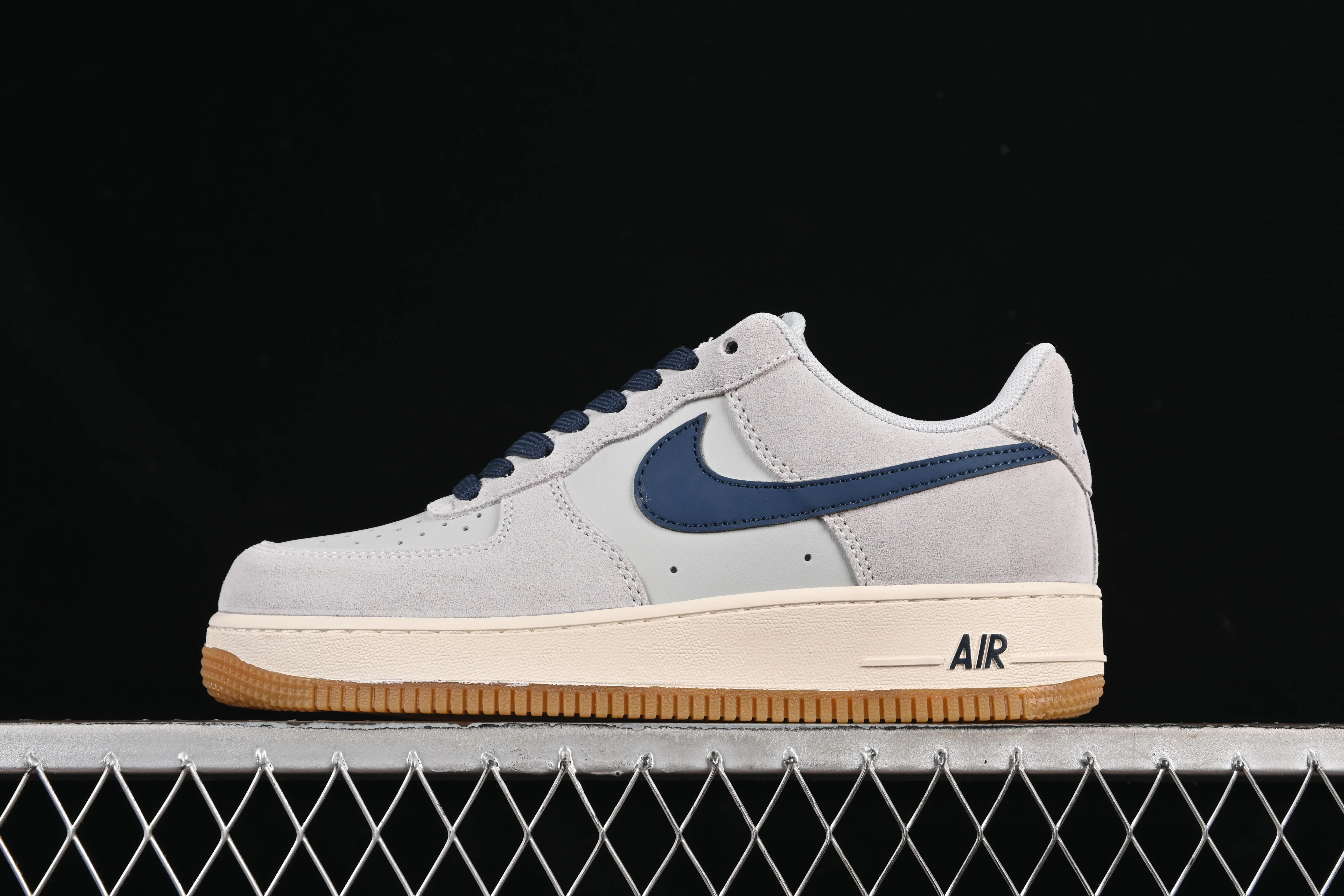 All categories Nk Air Force 1 Air Force series Nk Air Force 1 Low Air Force low-top Nike Air Force 1'07 Low Air Force 1 low-top casual sneakers IB6388-003